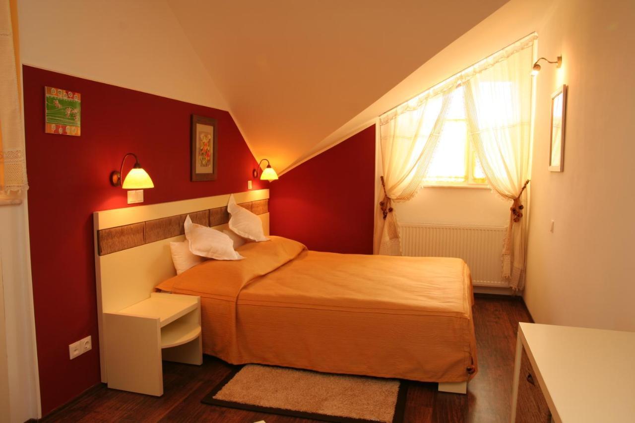 Grand Hotel Brasov Exterior photo