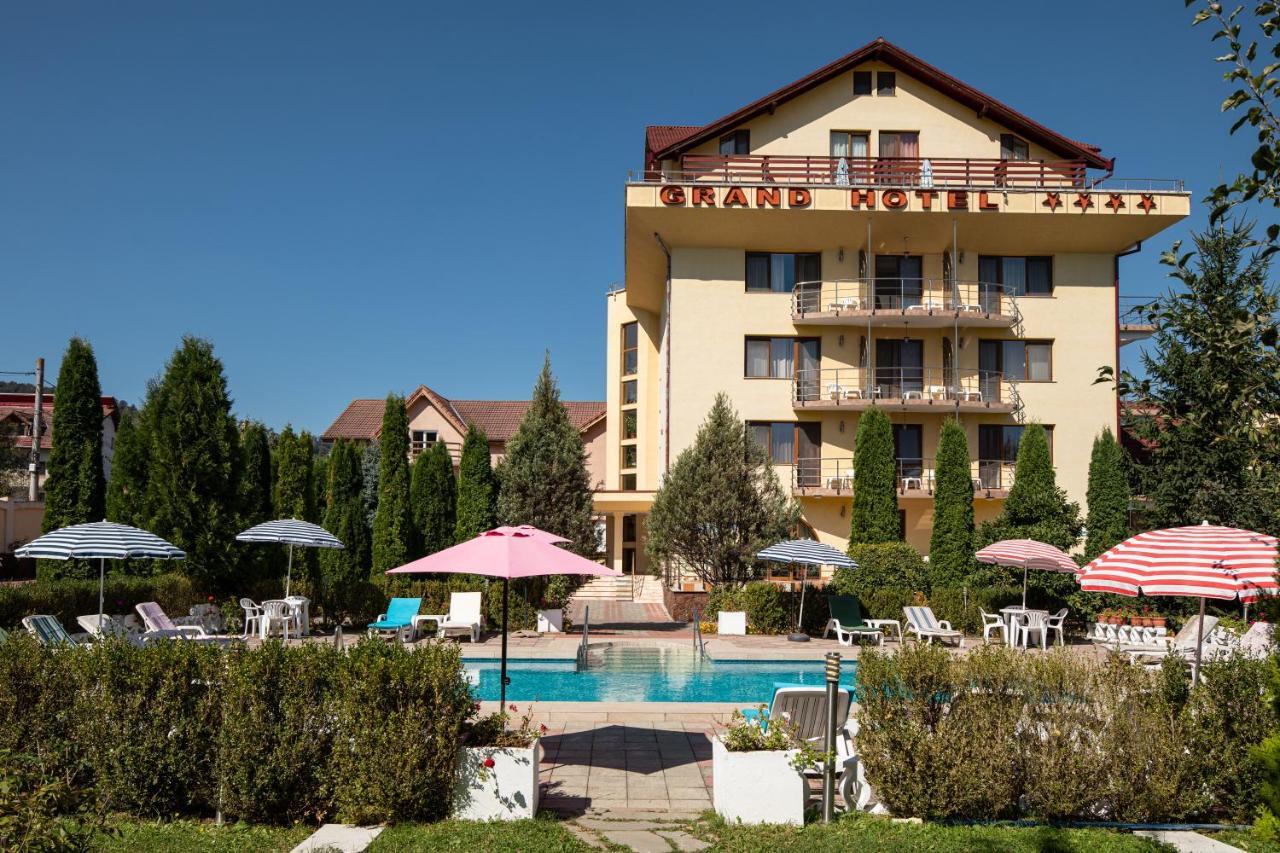 Grand Hotel Brasov Exterior photo