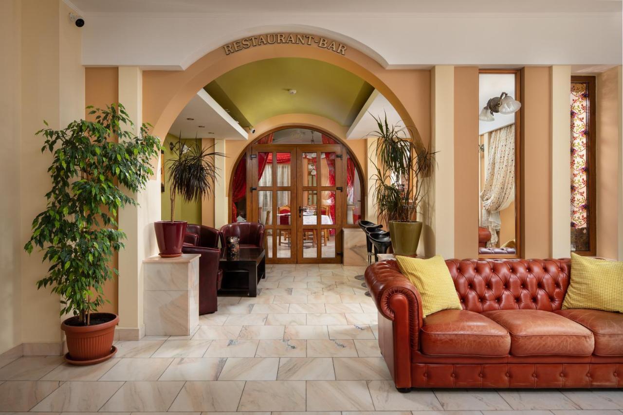 Grand Hotel Brasov Exterior photo